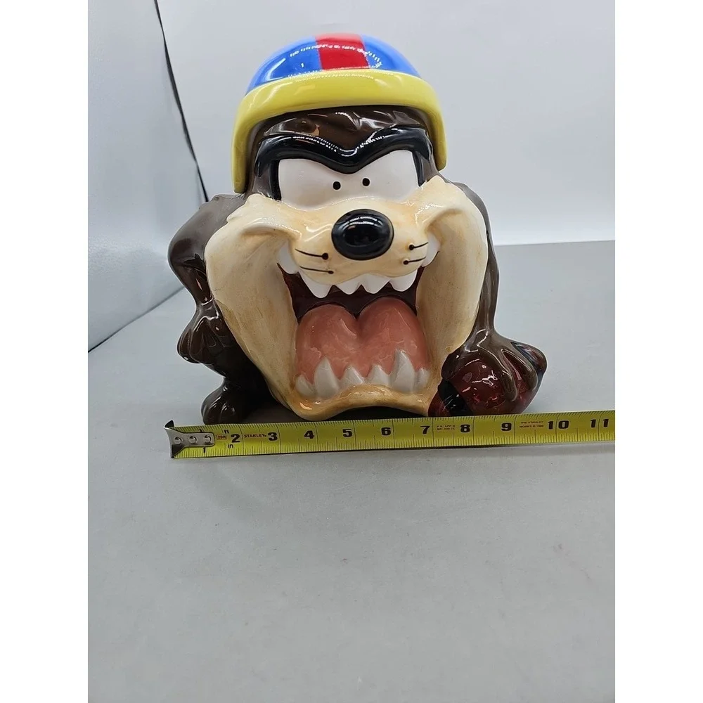 Disney 1993 FOOTBALL TAZ Tasmanian Devil COOKIE JAR Large 10